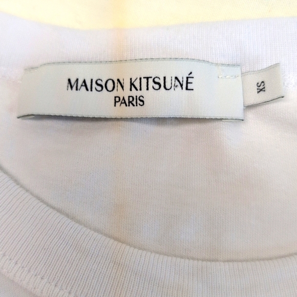 Maison Kitsune Fox Stamp Classic T-Shirt White Size XS EUC - Picture 7 of 8
